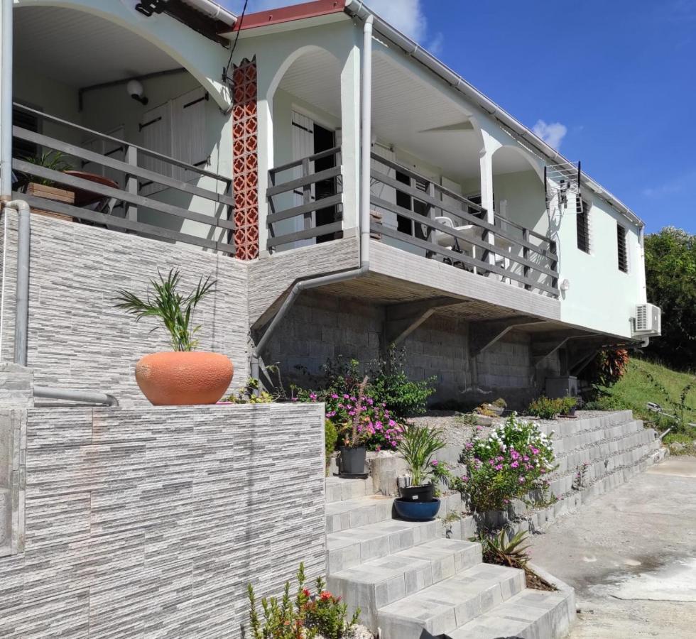 "Au Magnifique Vue " Villa Le Marin Exterior photo